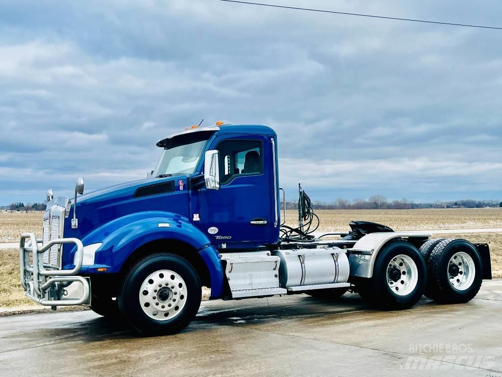 Kenworth T 880 Traktorske jedinice