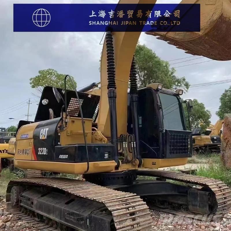 CAT 323 D Bageri gusjeničari