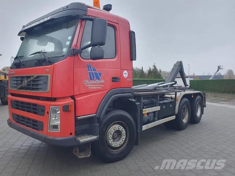Volvo FM 400 Rol kiper kamioni s kukama za dizanje