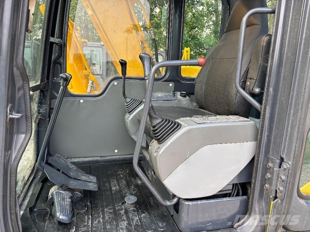 Komatsu PC 70 Mini bageri <7t