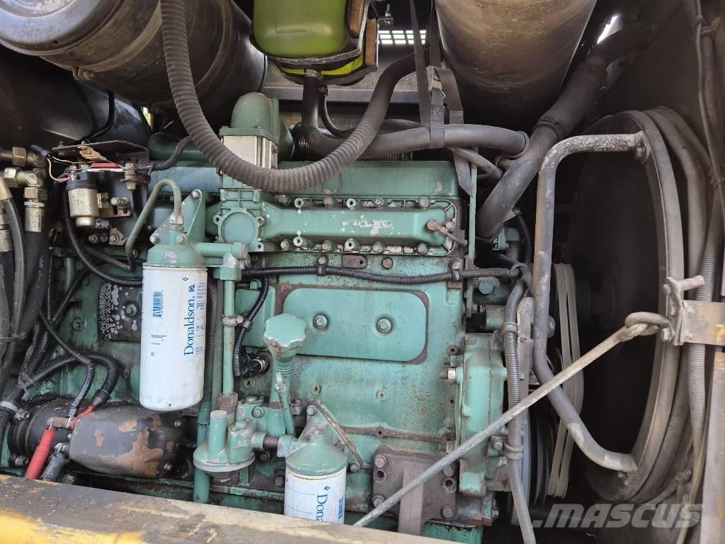 Volvo L 120 B Utovarivači na kotačima