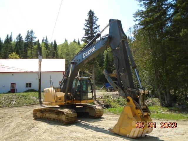 John Deere 225 DLC Bageri gusjeničari