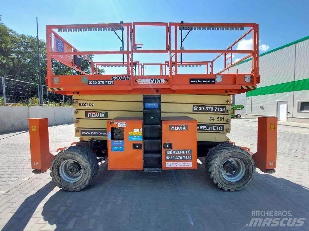 JLG 530 LRT Škaraste platforme