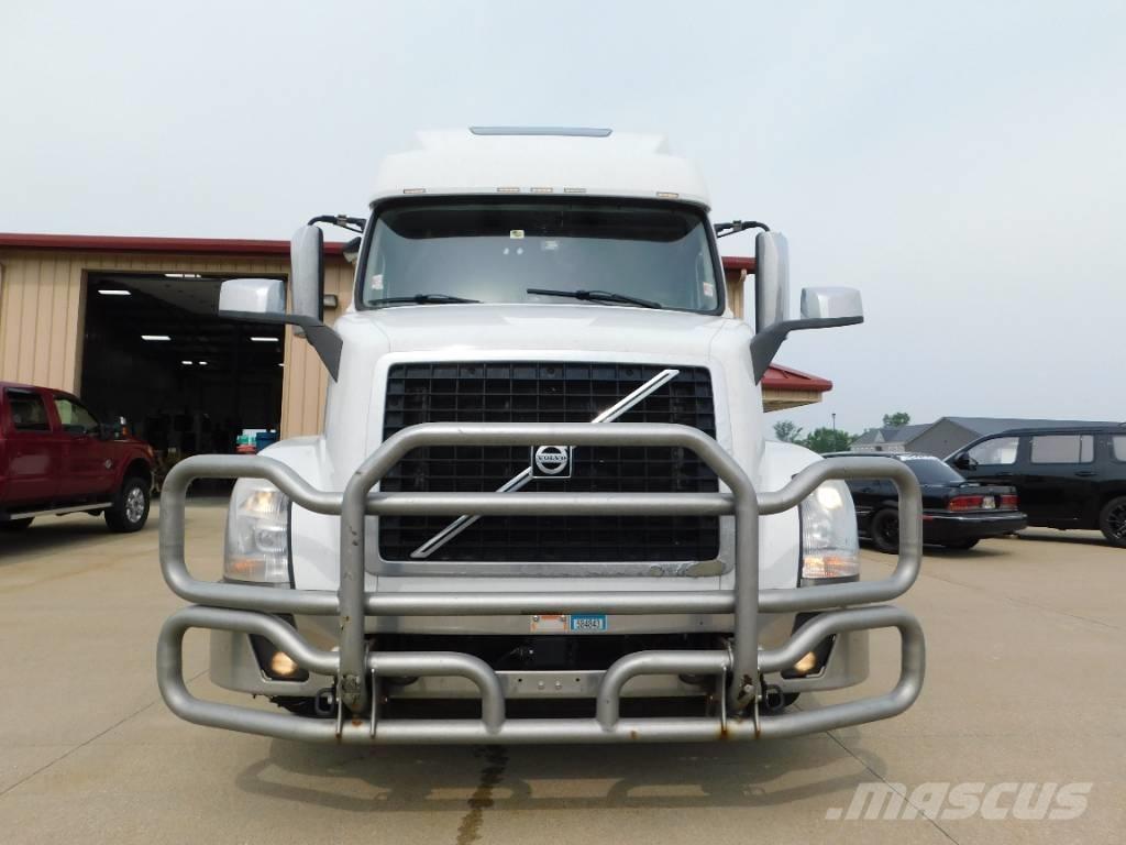 Volvo VNL Traktorske jedinice