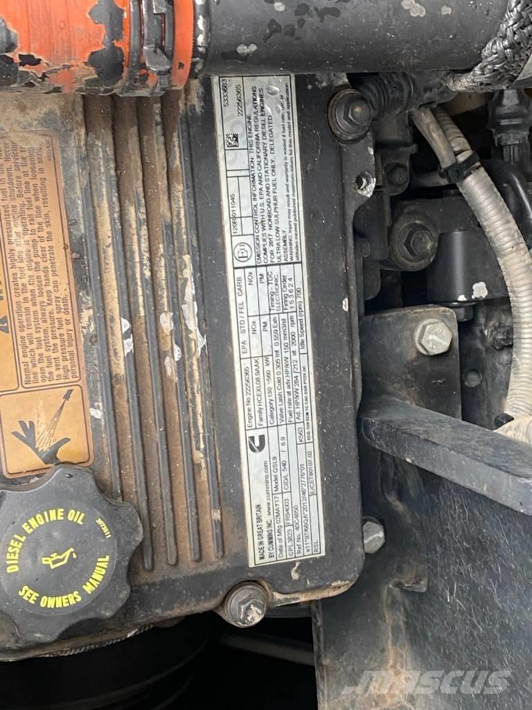 LiuGong 939 Bageri gusjeničari