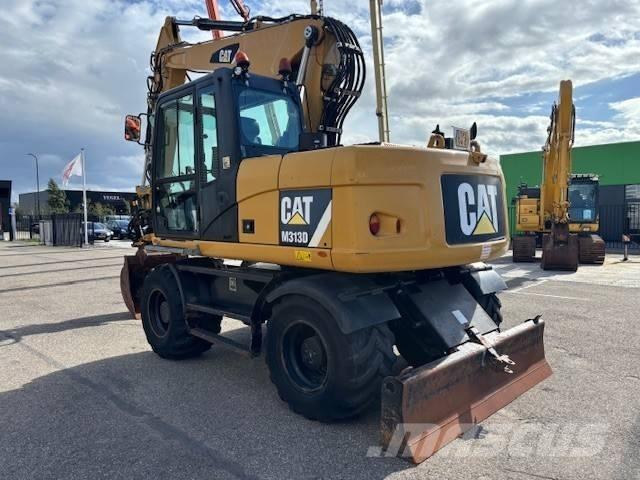 CAT M 313 D Bageri na kotačima