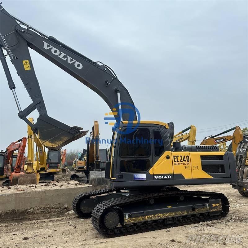 Volvo EC 240 Bageri gusjeničari