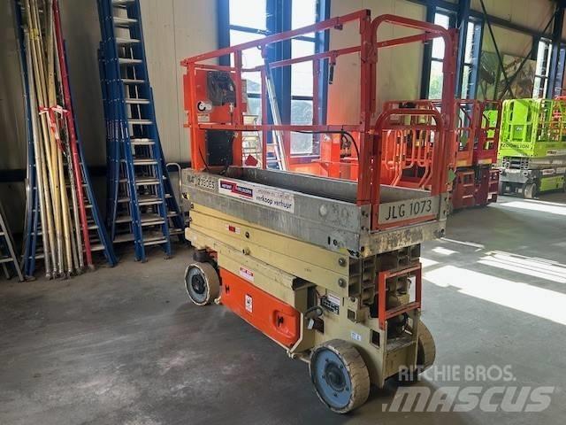 JLG 2030 ES Škaraste platforme