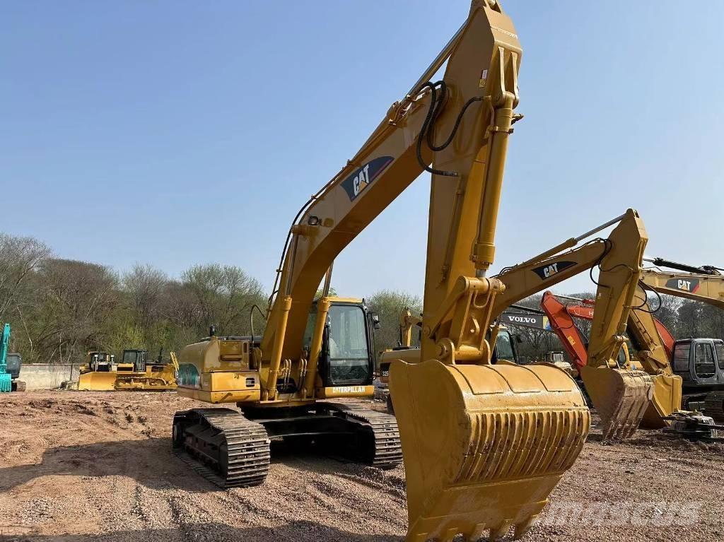 CAT 325 CL Bageri gusjeničari