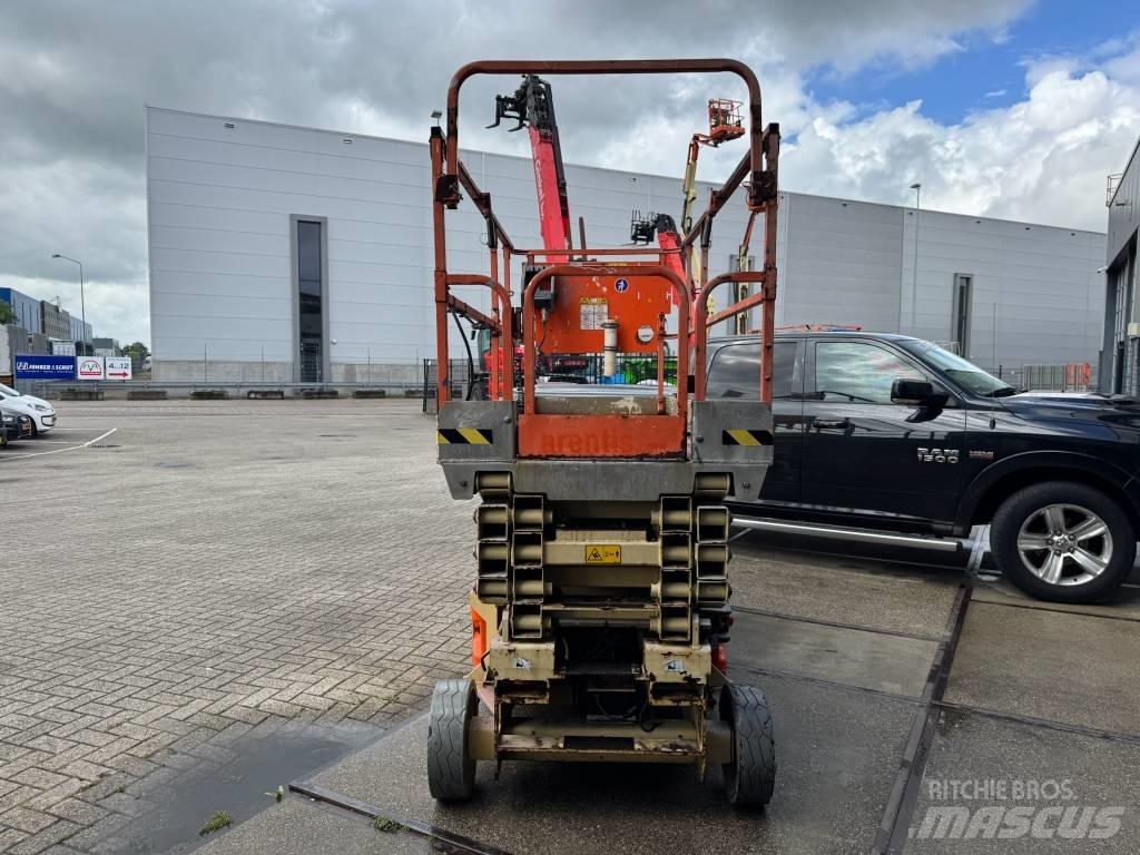 JLG 2646 ES Škaraste platforme