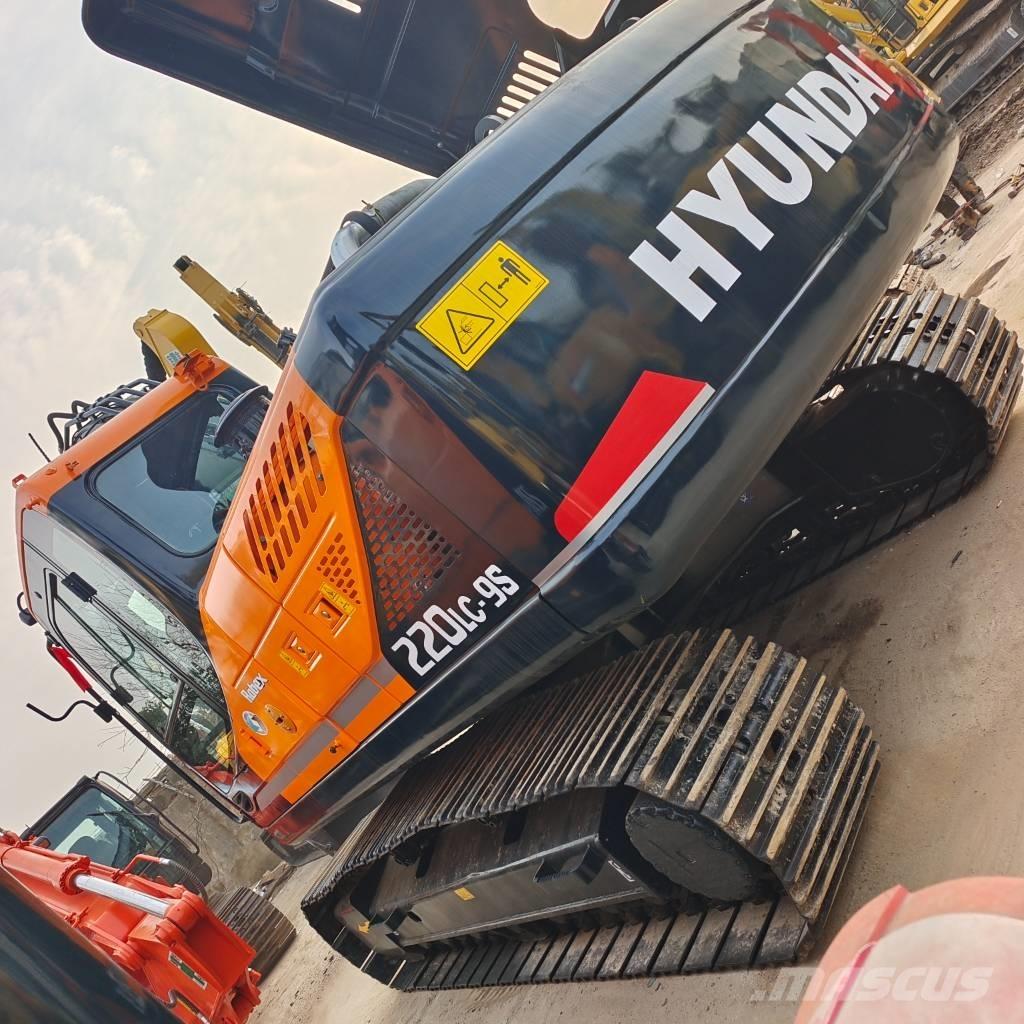 Hyundai 220LC Bageri gusjeničari