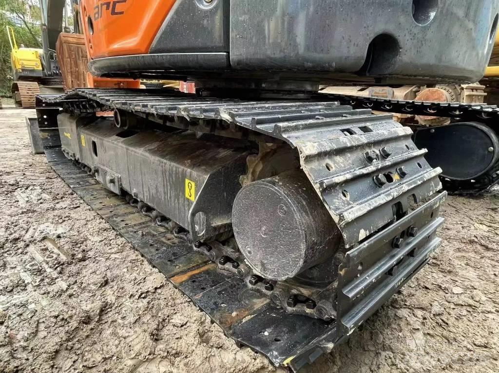 Hitachi ZX50U Mini bageri <7t