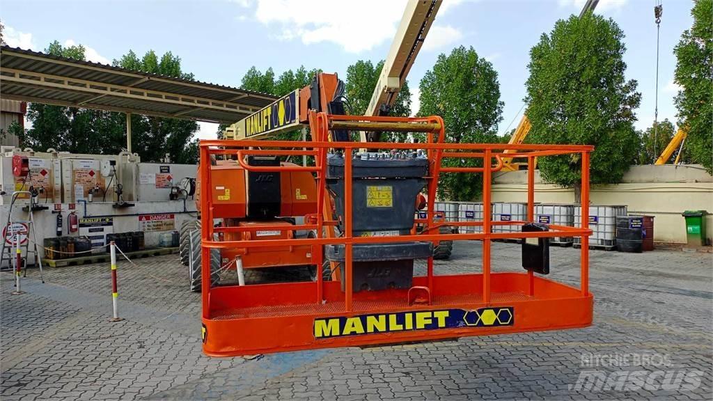 JLG 800AJ Zglobne podizne platforme
