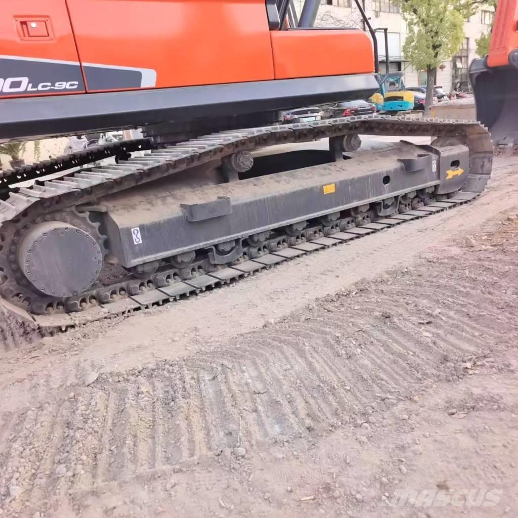 Doosan DX 300 LC Bageri gusjeničari