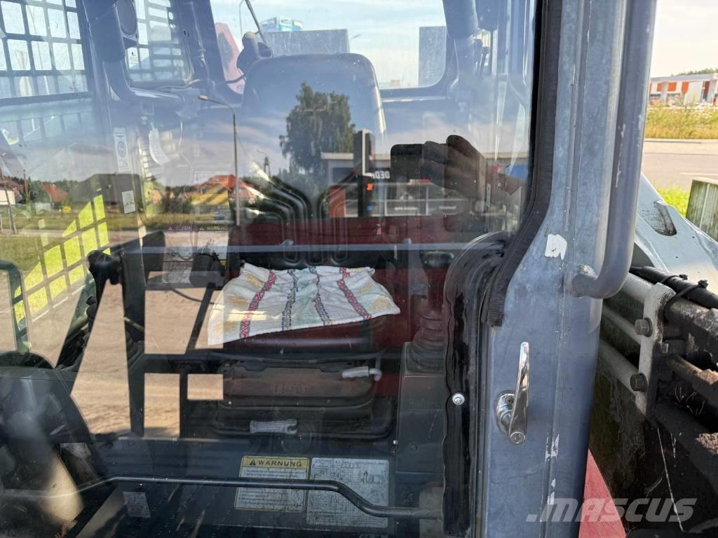 Takeuchi TL 250 Utovarivači gusjeničari