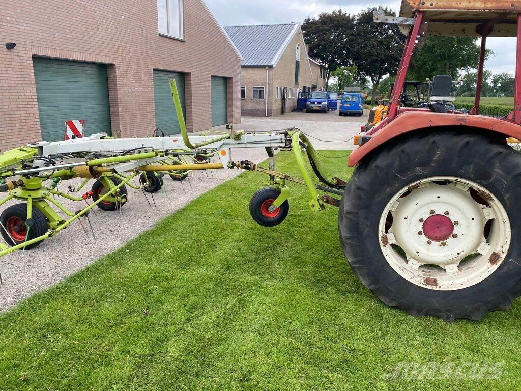 CLAAS volto 1050t Okretači i sakupljači sijena