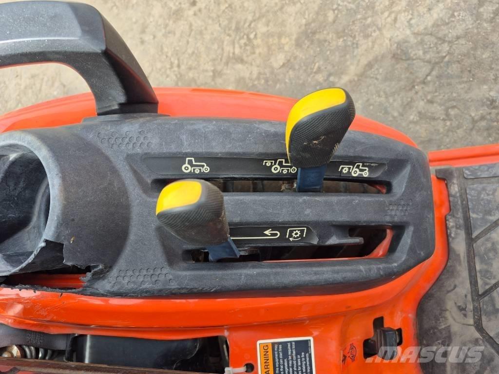 Kubota BX 23 Traktori