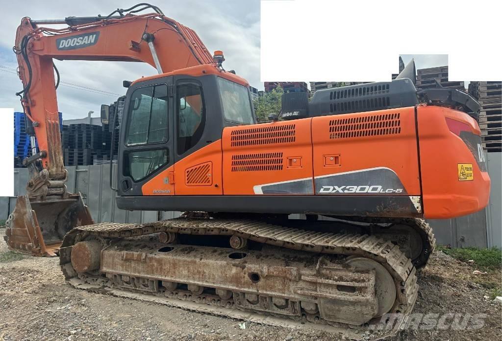Doosan DX 300 LC-5 Bageri gusjeničari