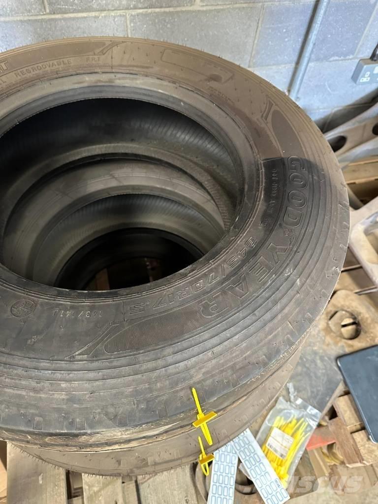 Goodyear 245/70R17 Gume, kotači i naplatci