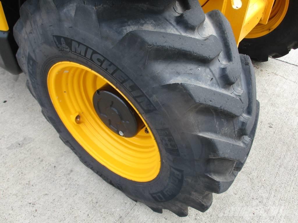 JCB 535-95 (599) Teleskopski viličari
