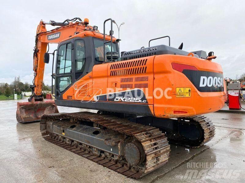 Doosan DX 225 LC Bageri gusjeničari