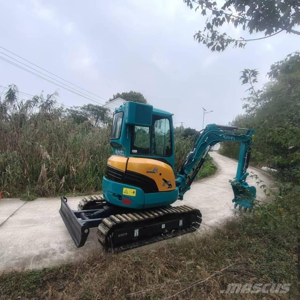 Kubota 30 Mini bageri <7t