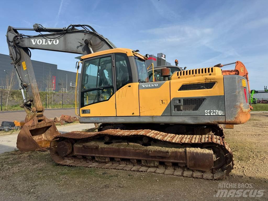 Volvo EC220DL Bageri gusjeničari