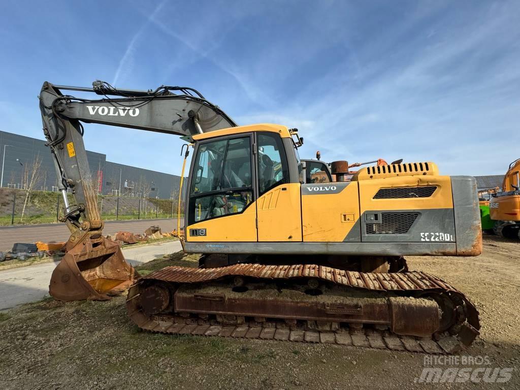 Volvo EC220DL Bageri gusjeničari