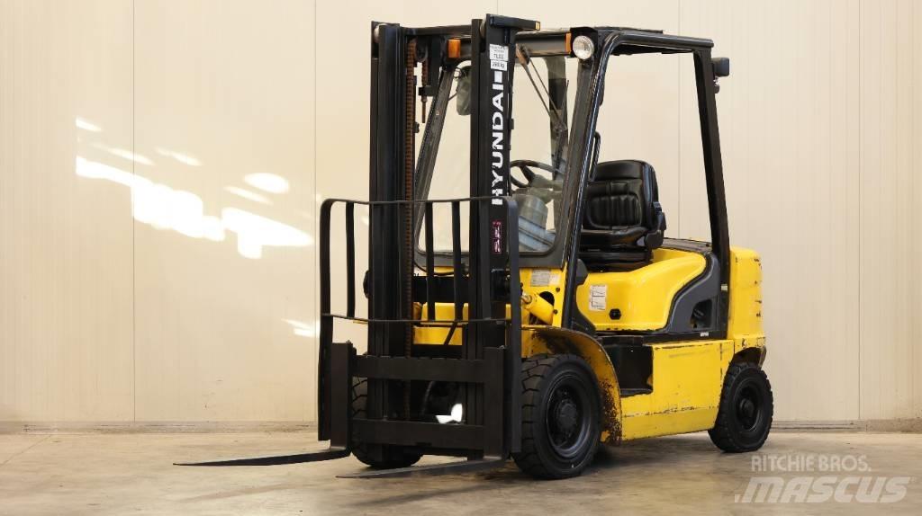 Hyundai 25 D-7 E Dizelski viličari