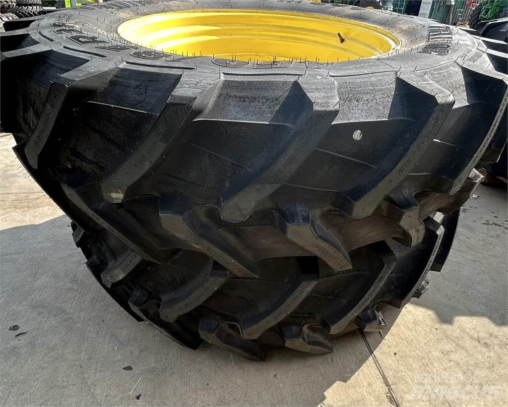  420/85R24 Gume, kotači i naplatci