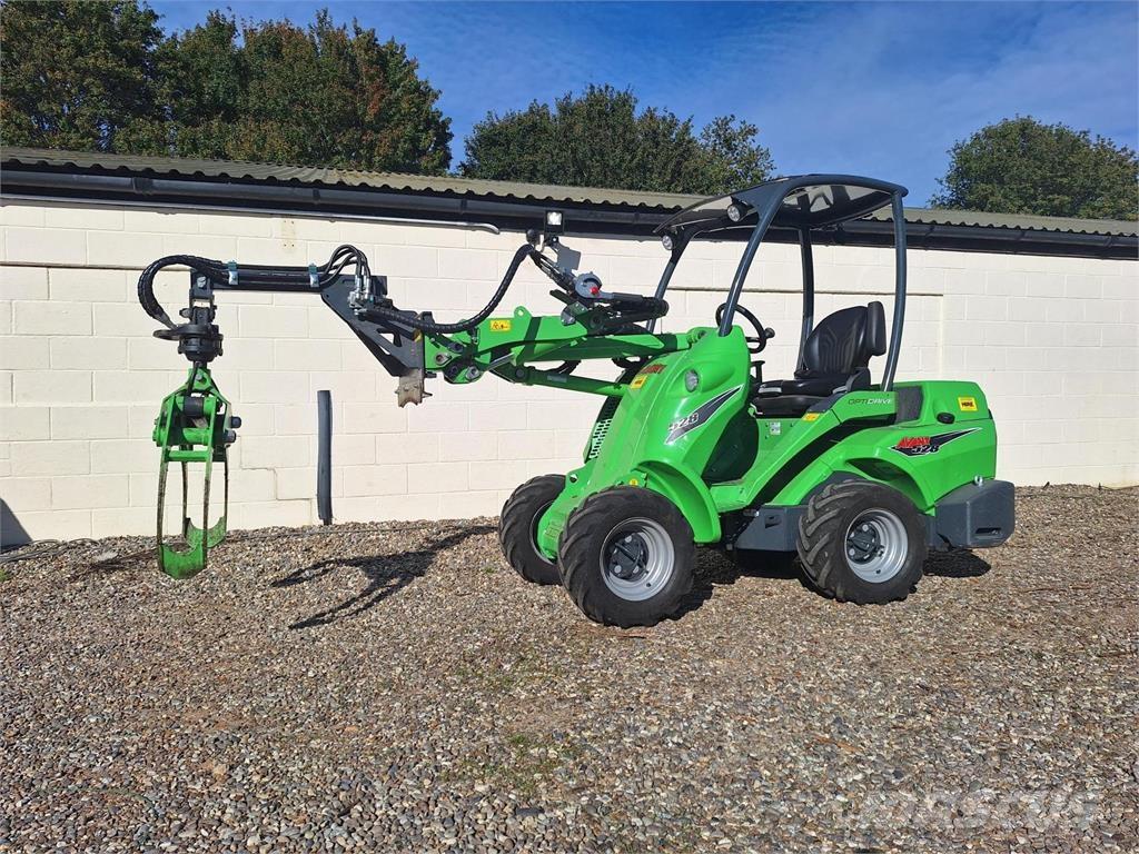 Avant 528 Utovarivači na kotačima