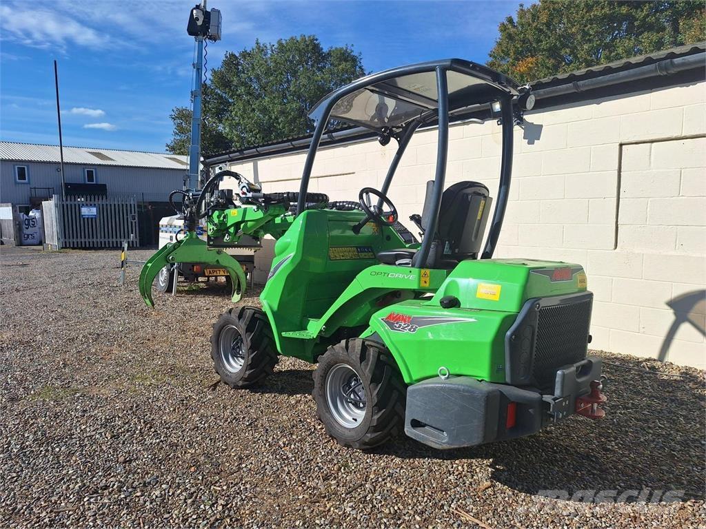 Avant 528 Utovarivači na kotačima