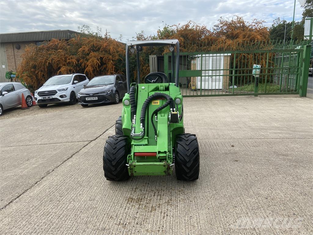 Avant 645I Utovarivači na kotačima