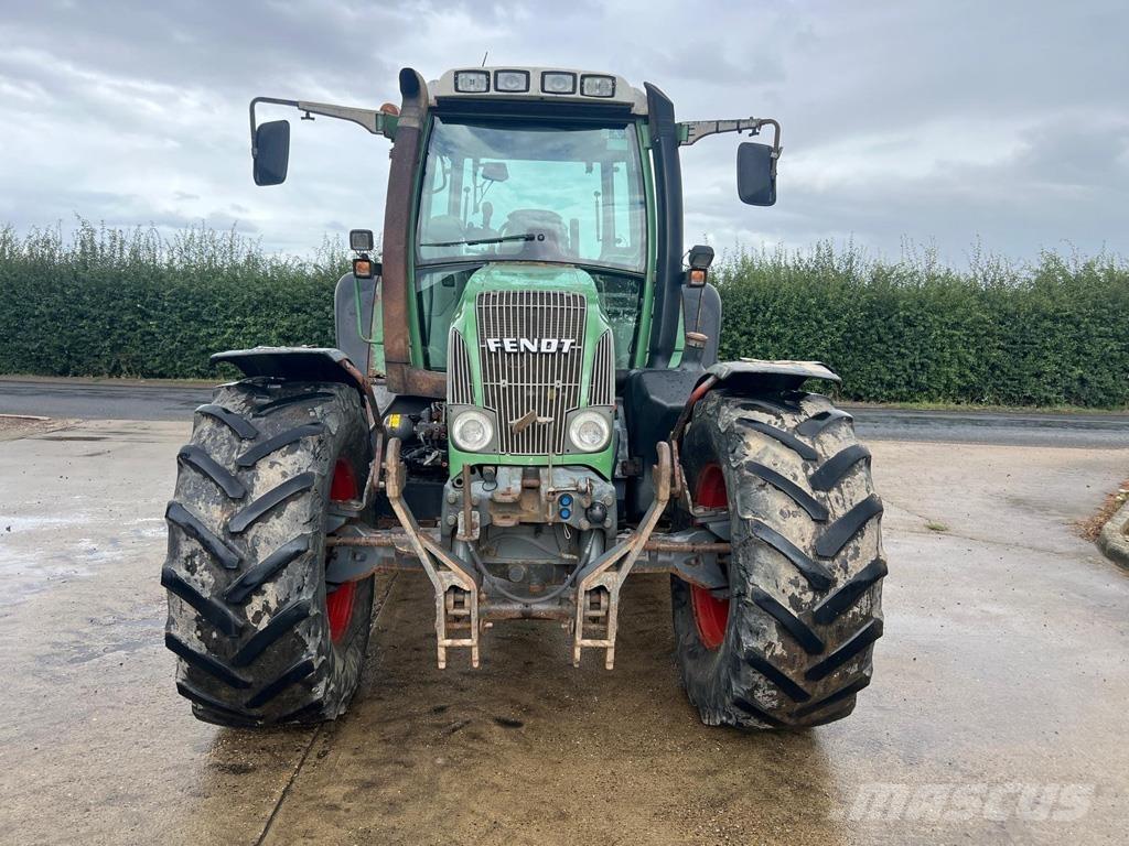 Fendt 716 VARIO Traktori