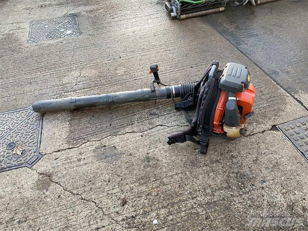 Husqvarna 570BTS Ostali poljoprivredni strojevi