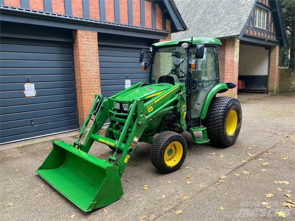 John Deere 4066R Kompaktni (mali) traktori