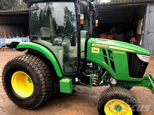 John Deere 4066R Kompaktni (mali) traktori