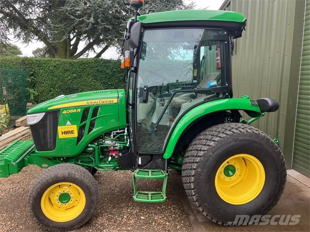 John Deere 4066R Kompaktni (mali) traktori