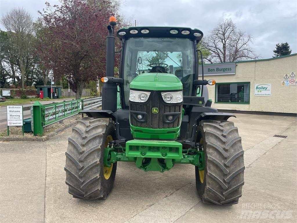 John Deere 6R120 Traktori