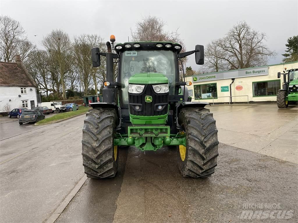 John Deere 6R185 Traktori