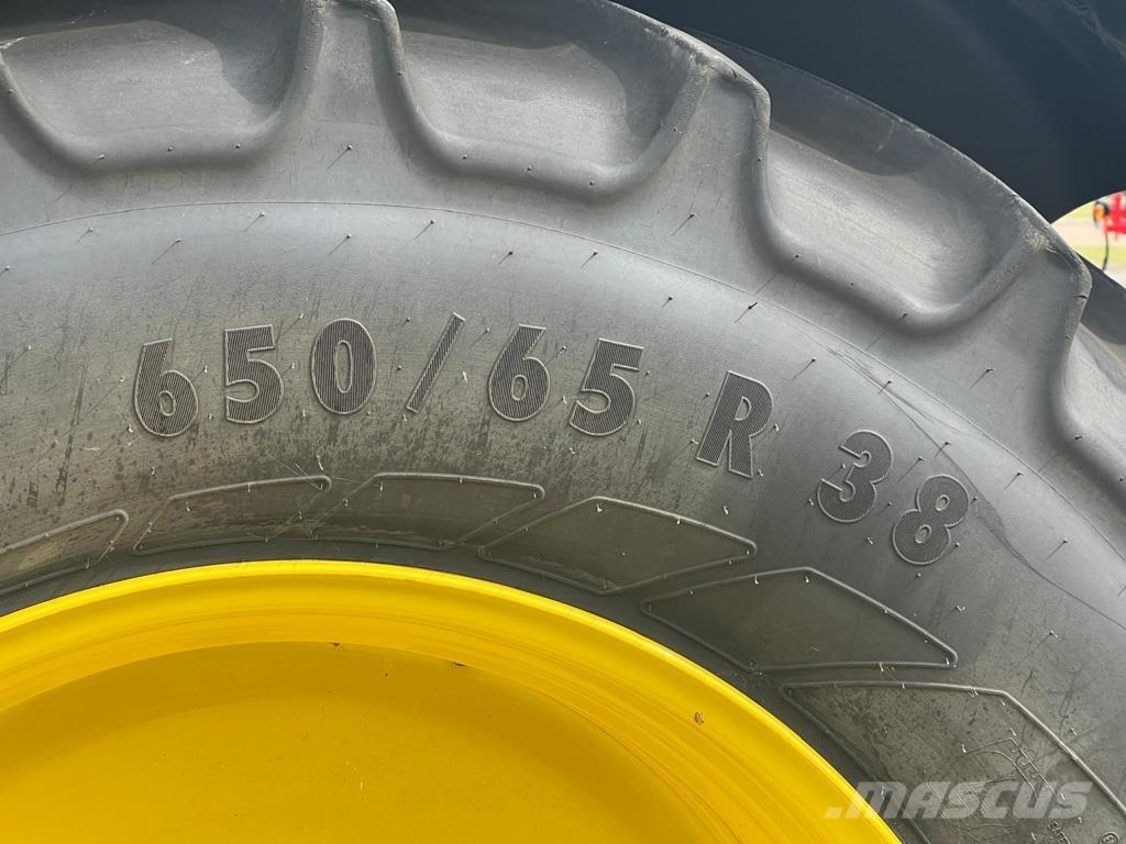 John Deere 6R185 Traktori