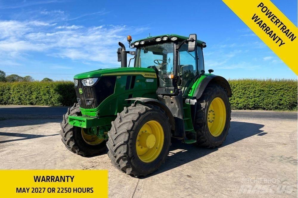 John Deere 6R215 Traktori