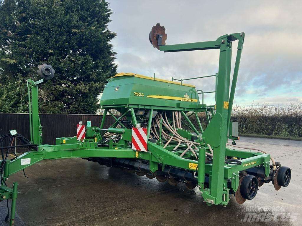 John Deere 750A Sijačice
