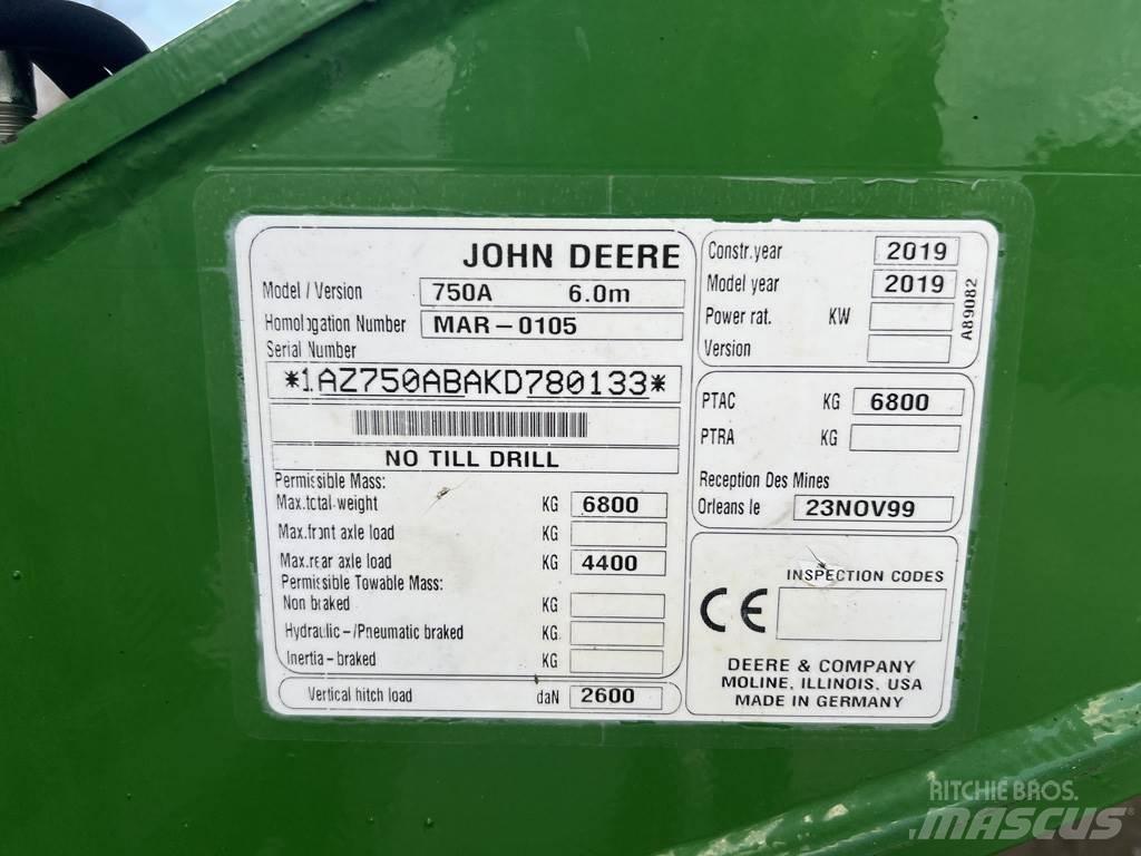 John Deere 750A Sijačice