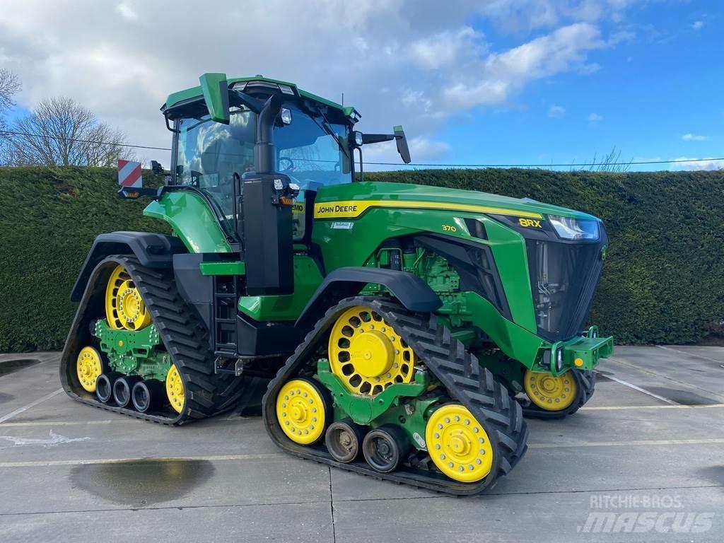 John Deere 8RX370 Traktori