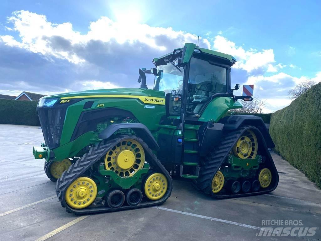 John Deere 8RX370 Traktori