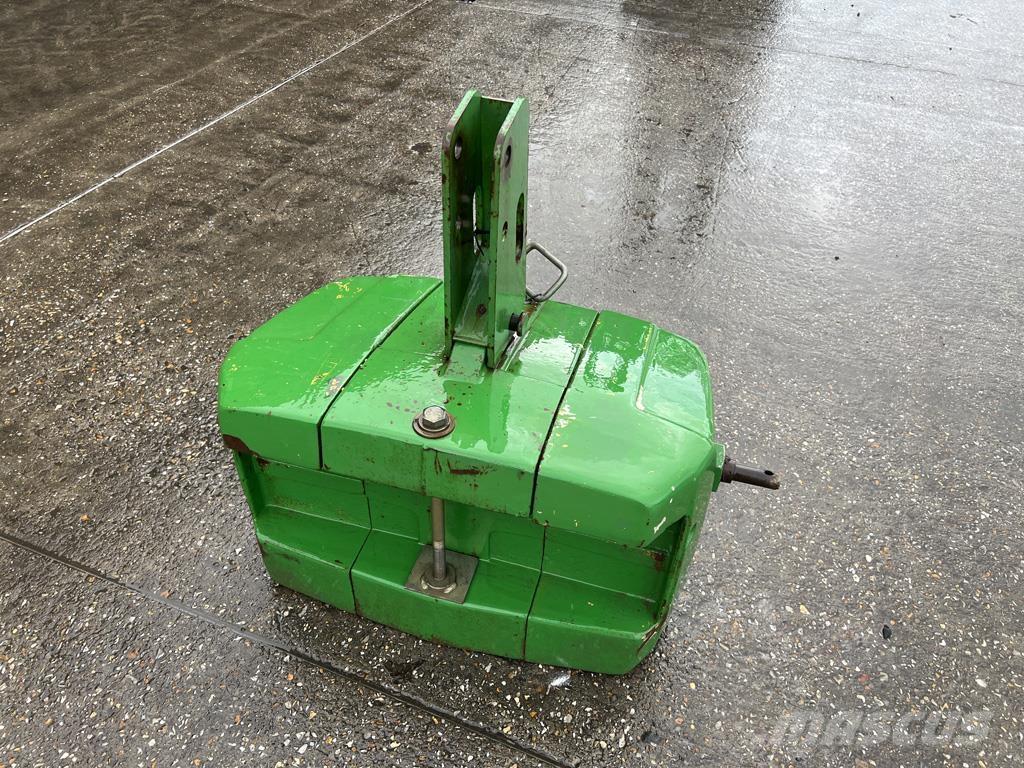 John Deere 900KG Poljoprivreda – ostalo