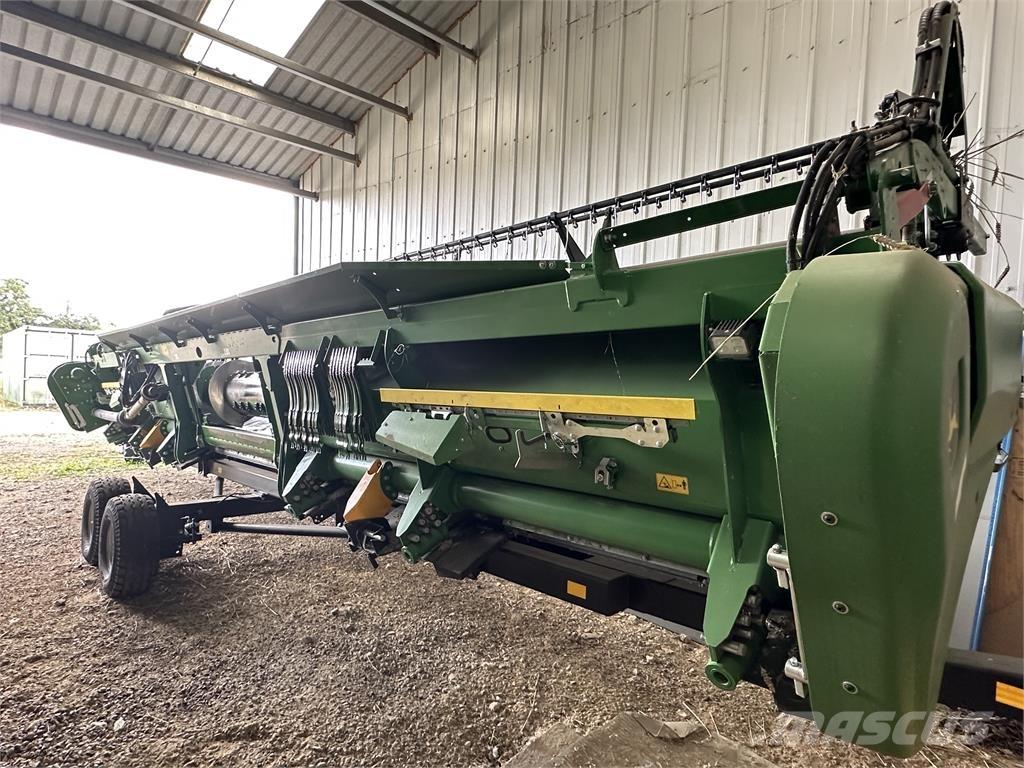 John Deere T670 Kombajni