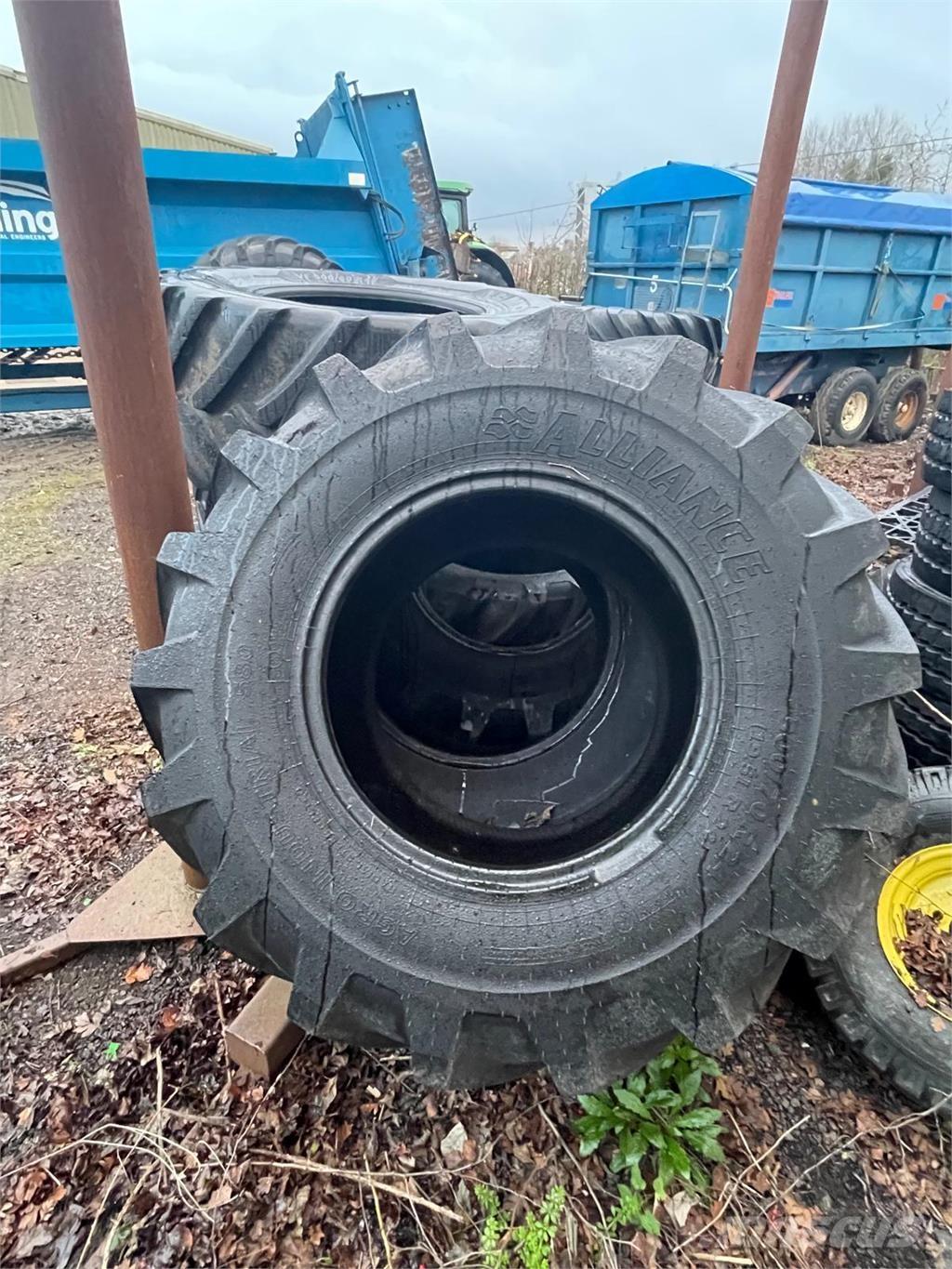 Kramer 500/70R24 Gume, kotači i naplatci