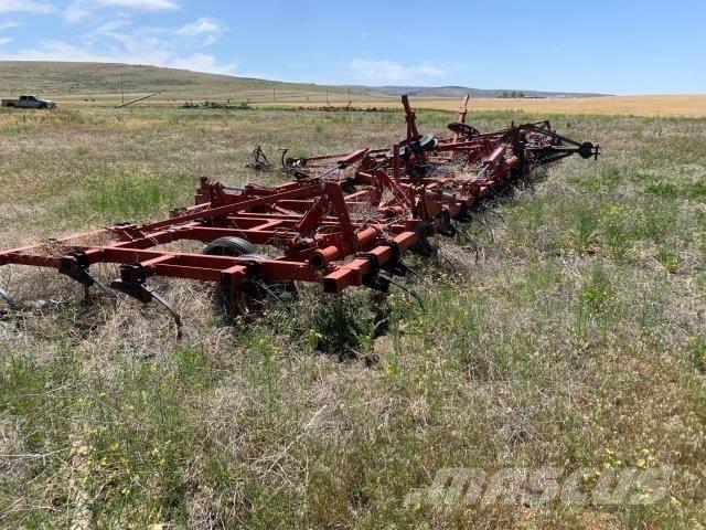 Case IH 4300 Sjetvospremači